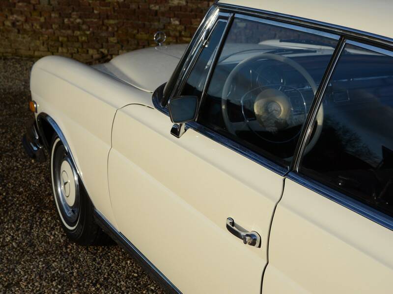 Bild 12/50 von Mercedes-Benz 280 SE 3,5 (1971)