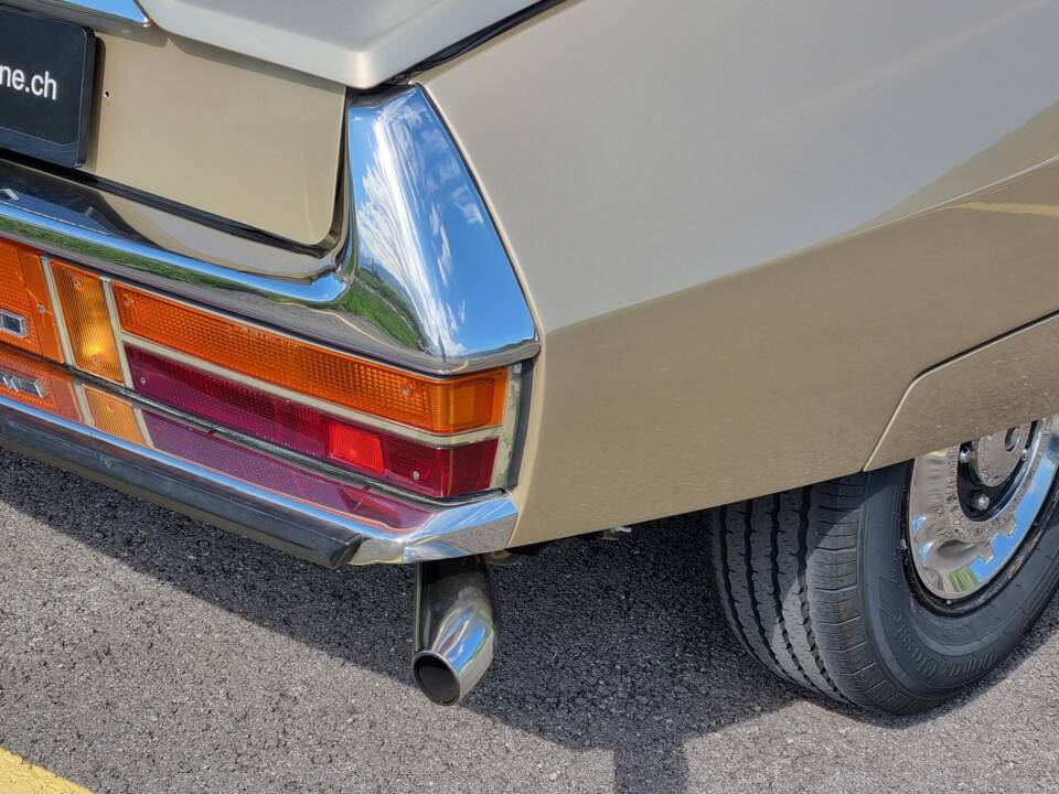 Immagine 11/36 di Citroën SM (1972)