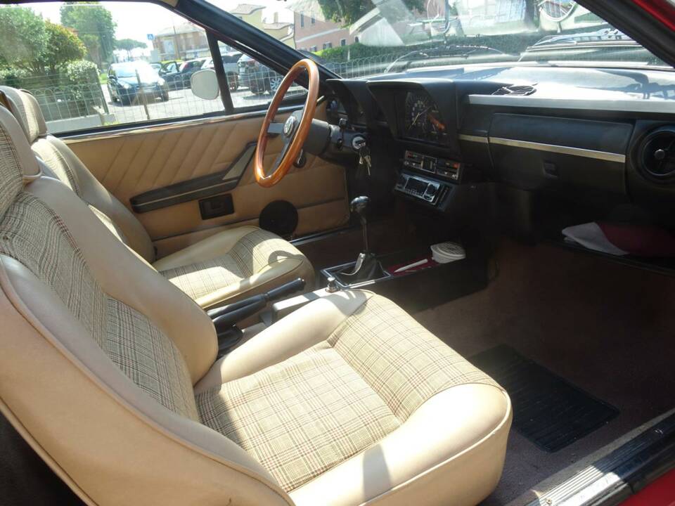 Image 12/35 of Alfa Romeo Alfetta GT 1.6 (1978)
