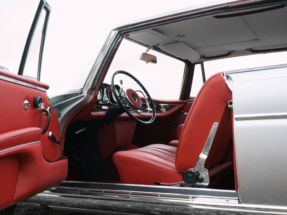 Bild 29/40 von Mercedes-Benz 300 SE (1965)