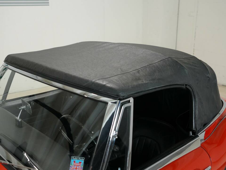 Image 10/43 of Austin-Healey 3000 Mk II (BJ7) (1963)