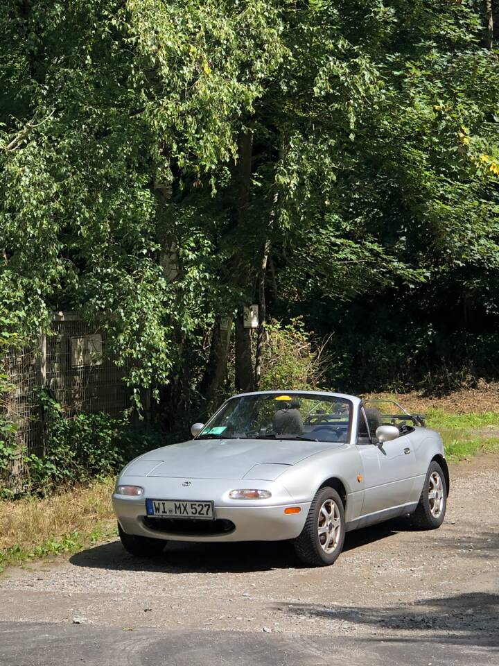Image 15/17 of Mazda MX-5 1.6 (1996)