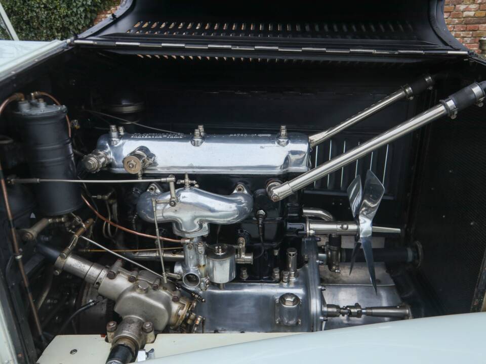 Image 15/50 of Hispano-Suiza 16 HP (1922)