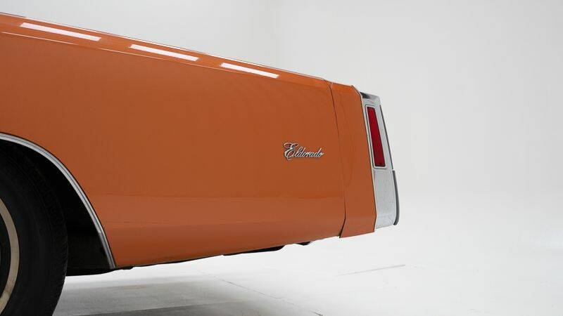 Image 4/15 of Cadillac Fleetwood Eldorado Coupe (1975)