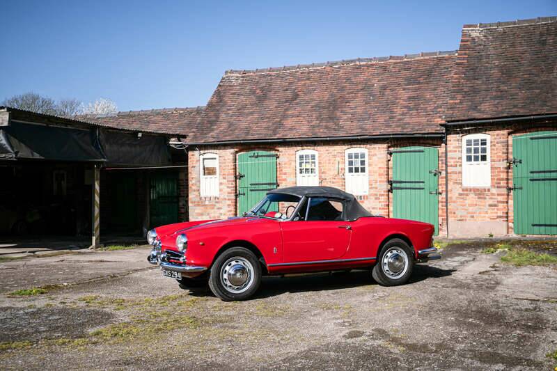 Image 46/46 of Alfa Romeo 2000 Spider (1960)