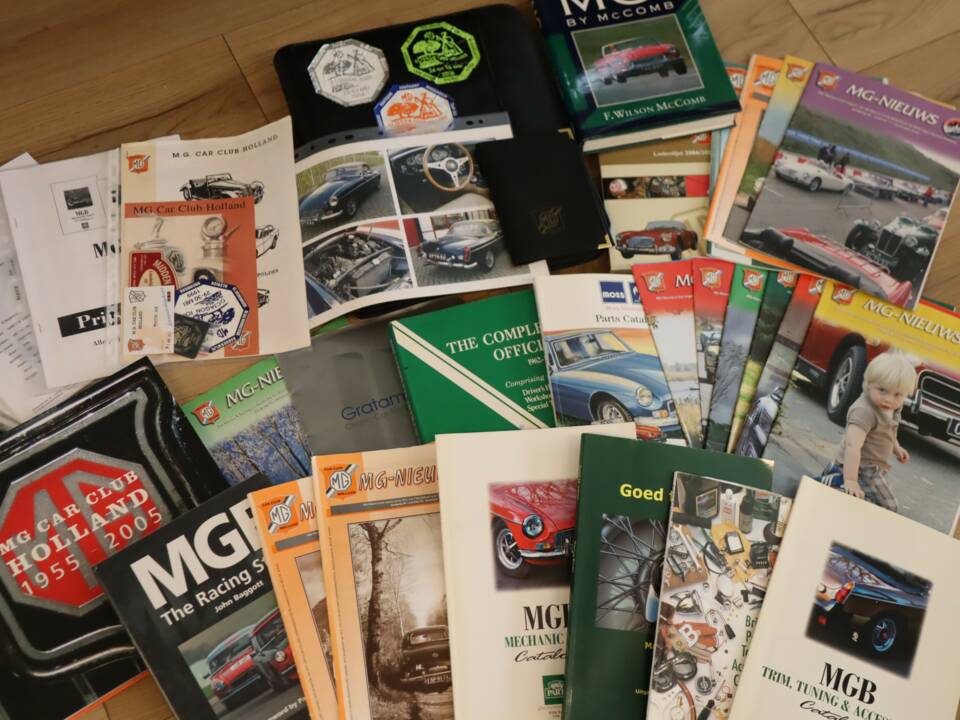 Afbeelding 6/50 van MG MGB (1973)