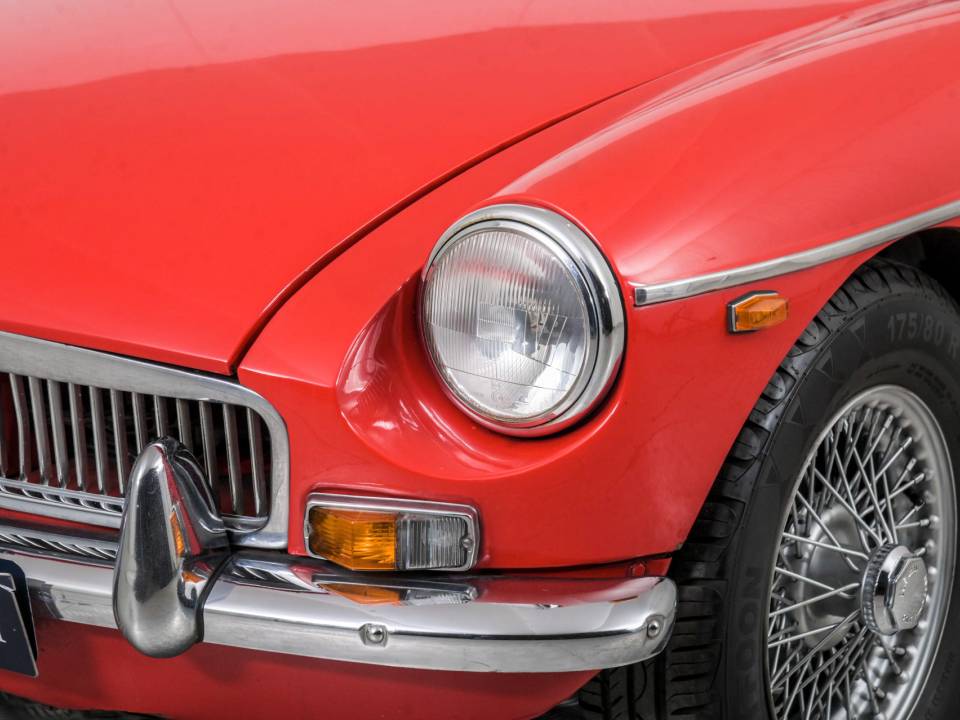 Image 21/50 de MG MGB (1965)