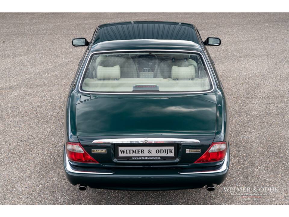 Bild 8/30 von Jaguar XJ 8 Executive (1998)