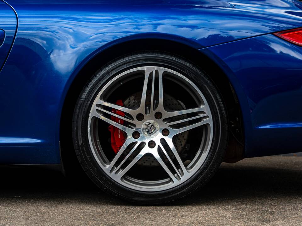 Image 5/50 of Porsche 911 Carrera S (2010)