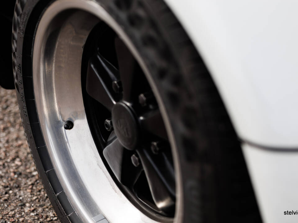 Image 21/46 of Porsche 911 Turbo 3.3 (1980)