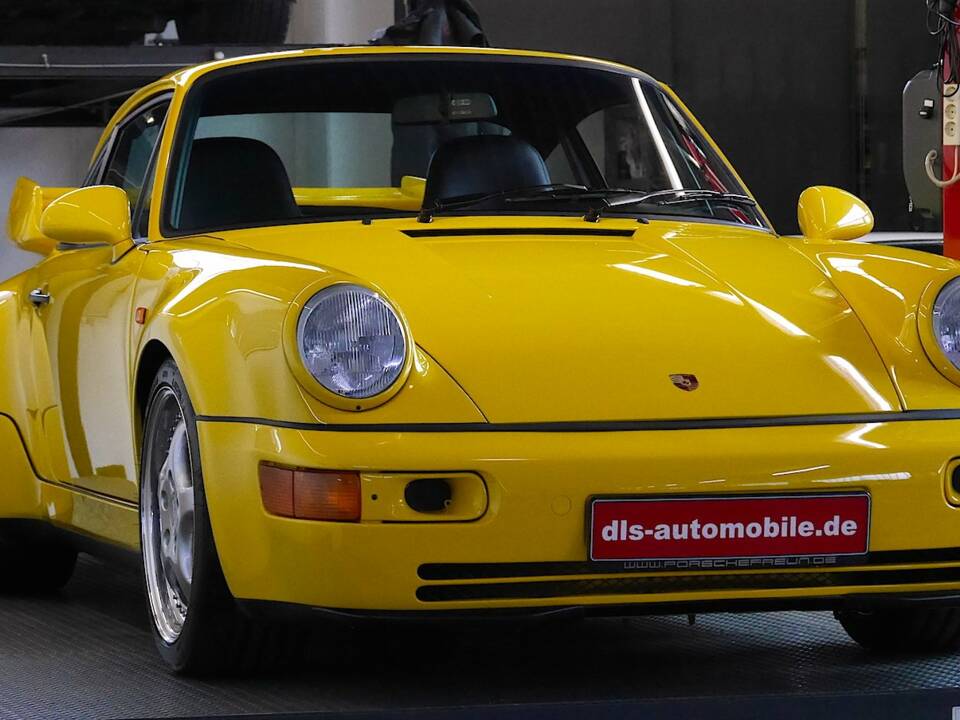 Imagen 2/26 de Porsche 911 Turbo 3.6 S (1900)