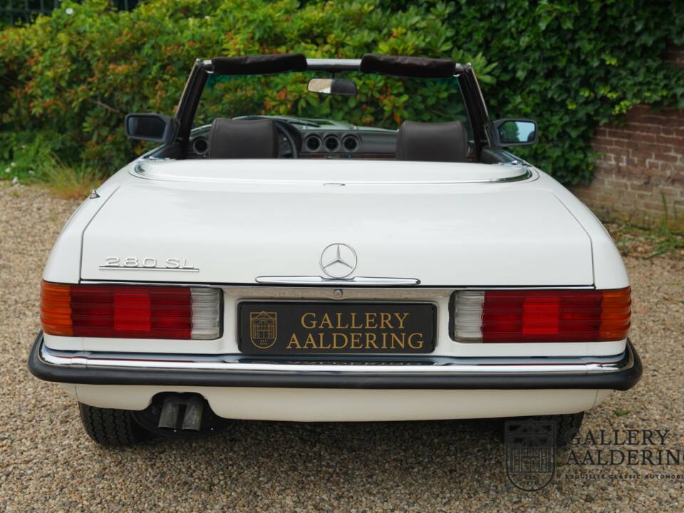Imagen 50/50 de Mercedes-Benz 280 SL (1981)