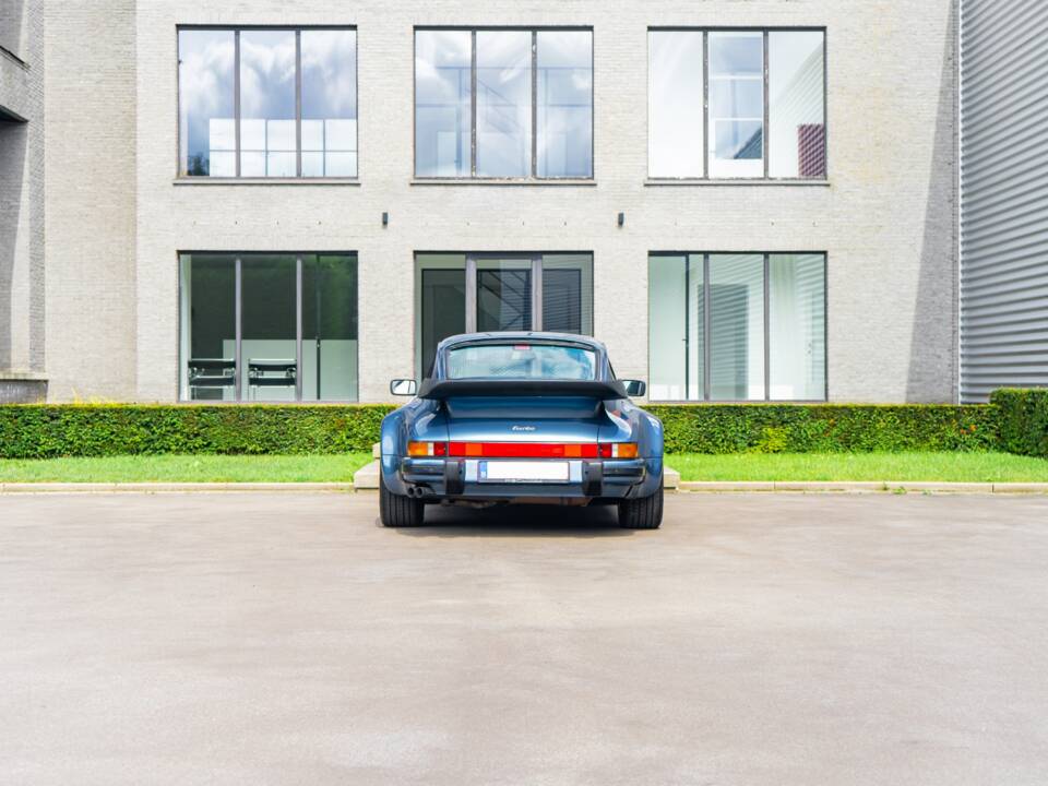 Afbeelding 14/33 van Porsche 911 Turbo 3.3 (1988)