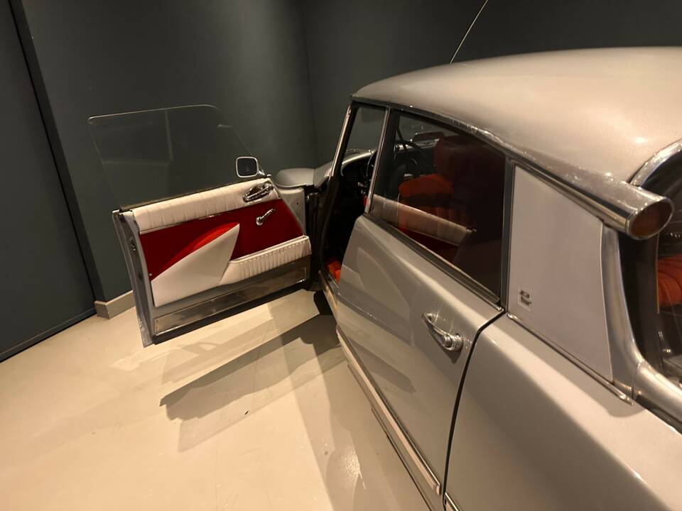 Bild 61/76 von Citroën DS 20 A (1970)