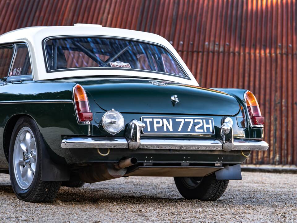 Imagen 13/33 de MG MGB (1969)