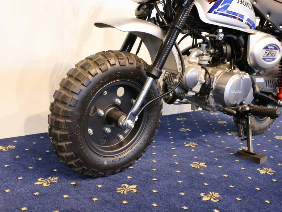 Bild 17/30 von Honda Z 50 Monkey (1900)