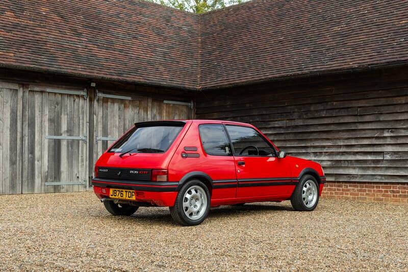 Immagine 25/50 di Peugeot 205 GTi 1.9 (1991)