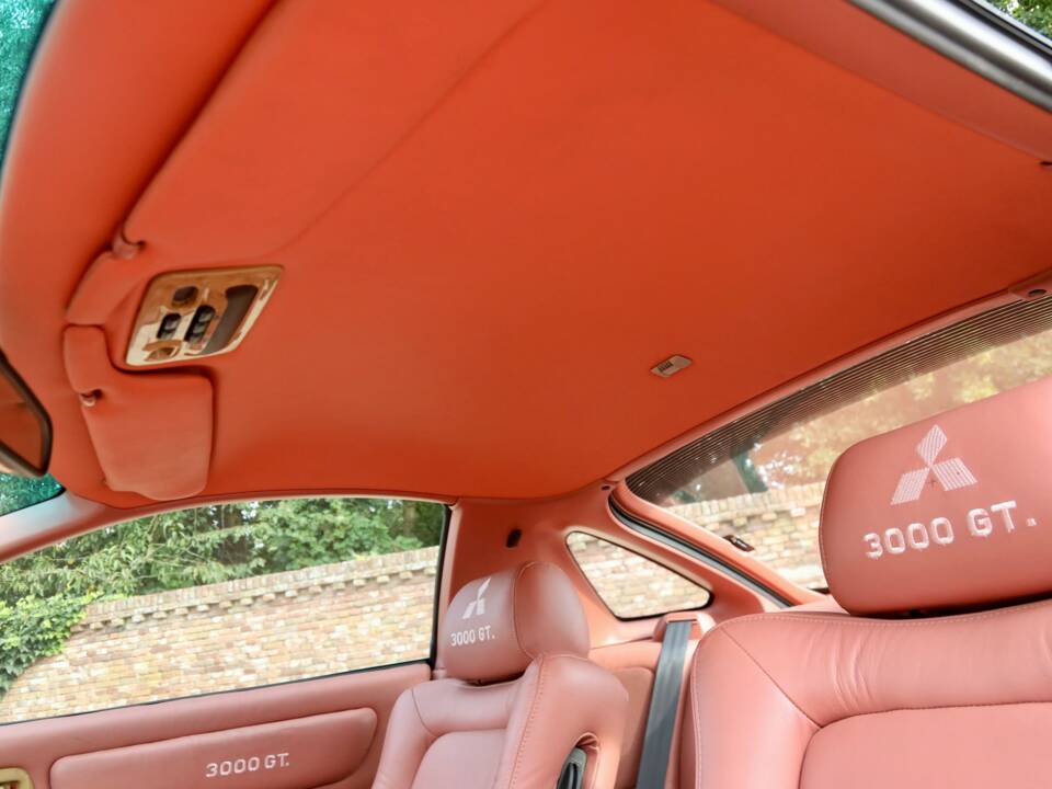 Imagen 38/50 de Mitsubishi 3000 GT (1999)