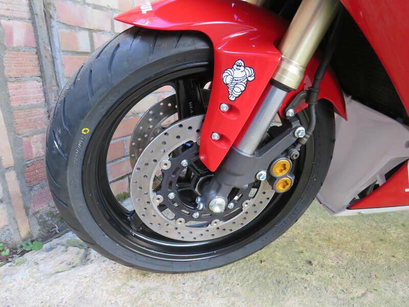 Imagen 32/40 de Yamaha DUMMY (2002)