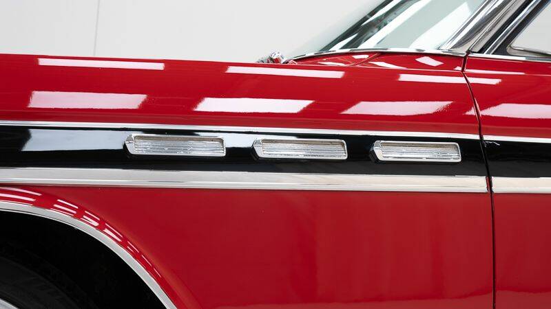 Image 10/15 of Buick Invicta Wildcat (1963)