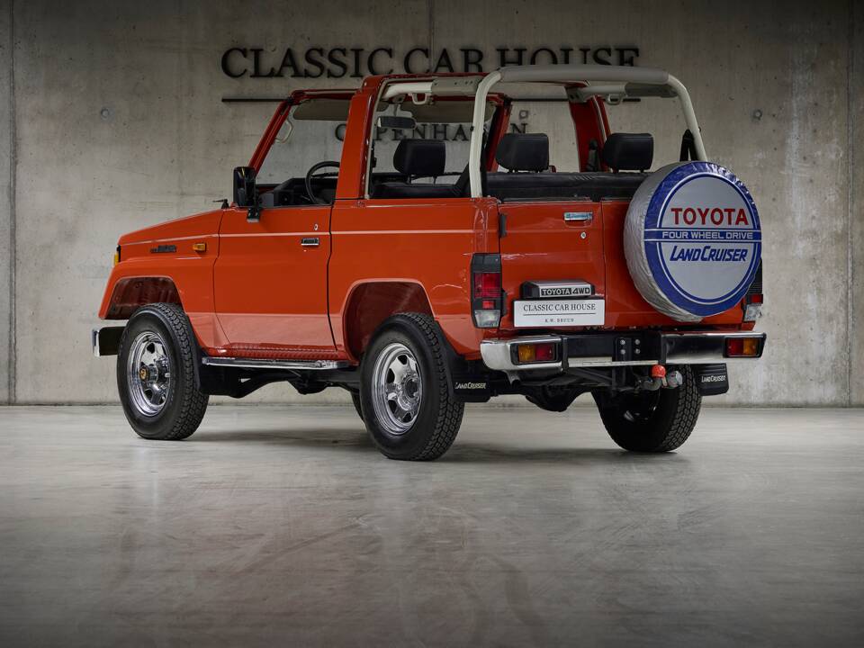 Afbeelding 21/100 van Toyota Land Cruiser LJ77 (1991)