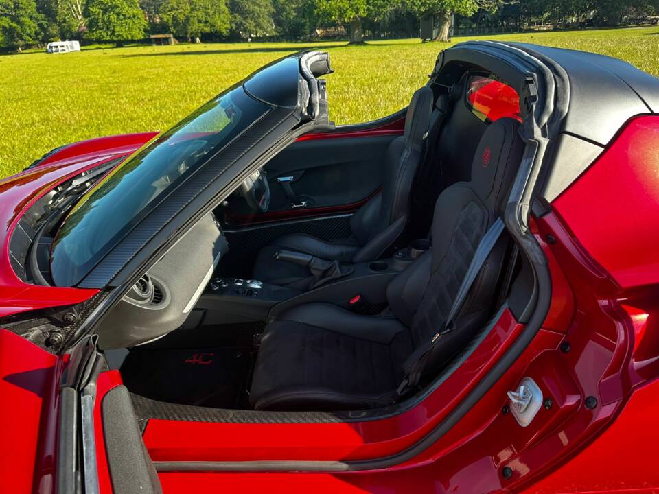 Bild 36/47 von Alfa Romeo 4C Spider (2015)