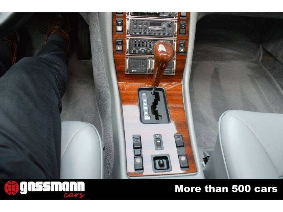 Immagine 14/15 di Mercedes-Benz 500 SEL (1985)
