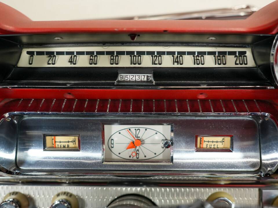 Bild 23/43 von Plymouth Fury (1961)