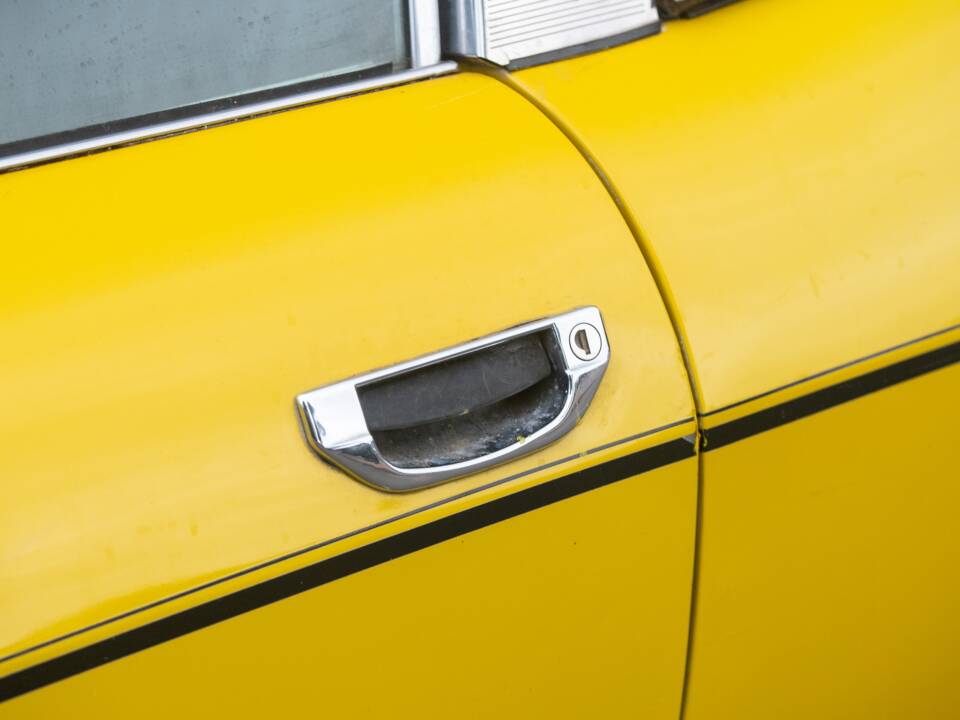 Obraz 21/50 pojazdu Triumph Stag (1975)