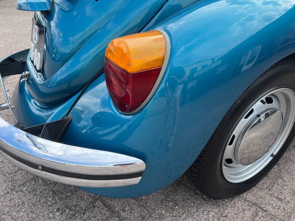 Image 47/68 de Volkswagen Coccinelle 1302 LS (1972)
