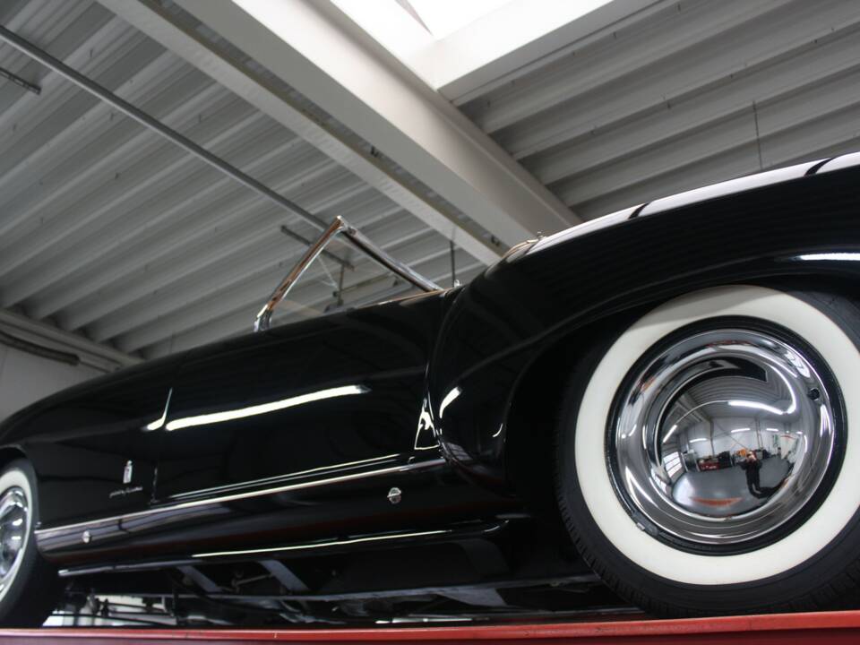 Image 11/50 of Nash-Healey Roadster (1953)