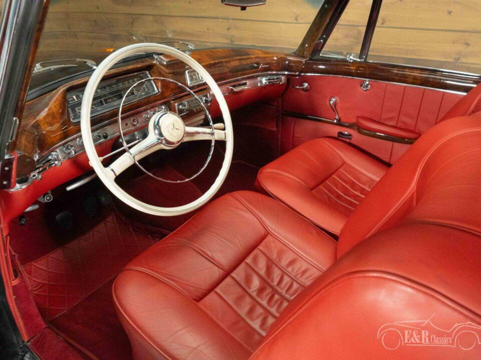 Bild 2/19 von Mercedes-Benz 220 S (1959)