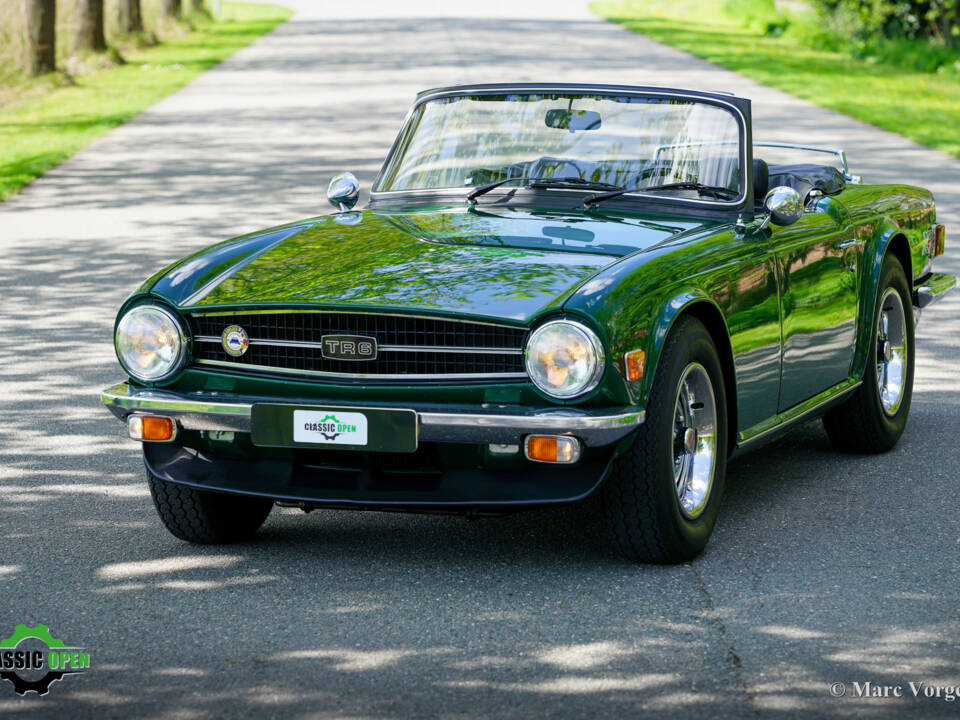 Image 26/52 of Triumph TR 6 (1973)