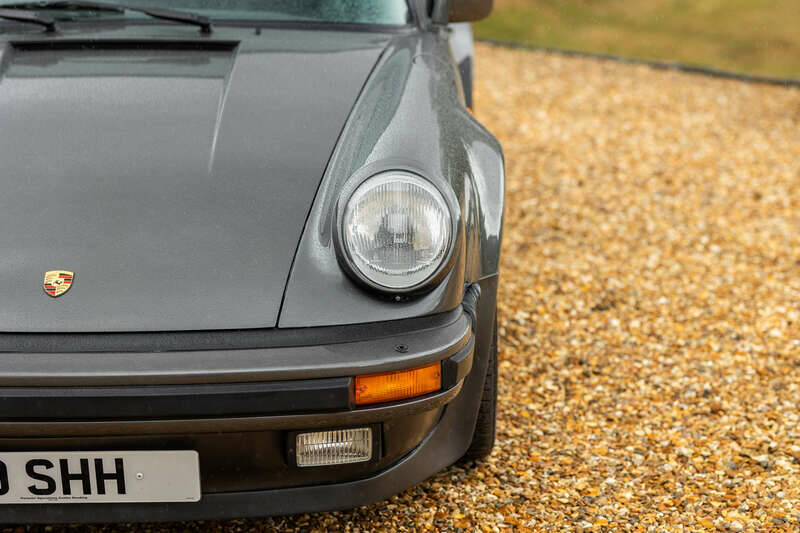 Afbeelding 26/50 van Porsche 911 Turbo 3.3 (1989)
