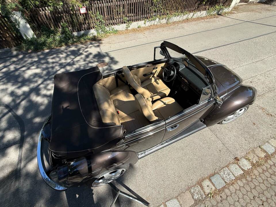 Bild 8/21 von Volkswagen Käfer 1303 LS (1976)