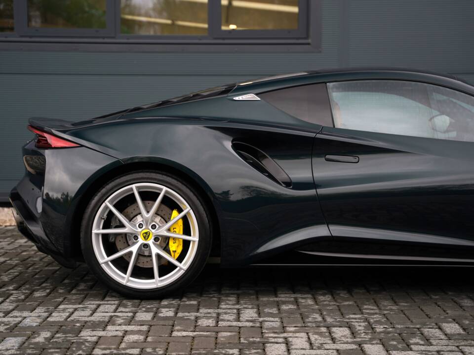 Image 27/50 de Lotus Emira &quot;First Edition&quot; (2023)
