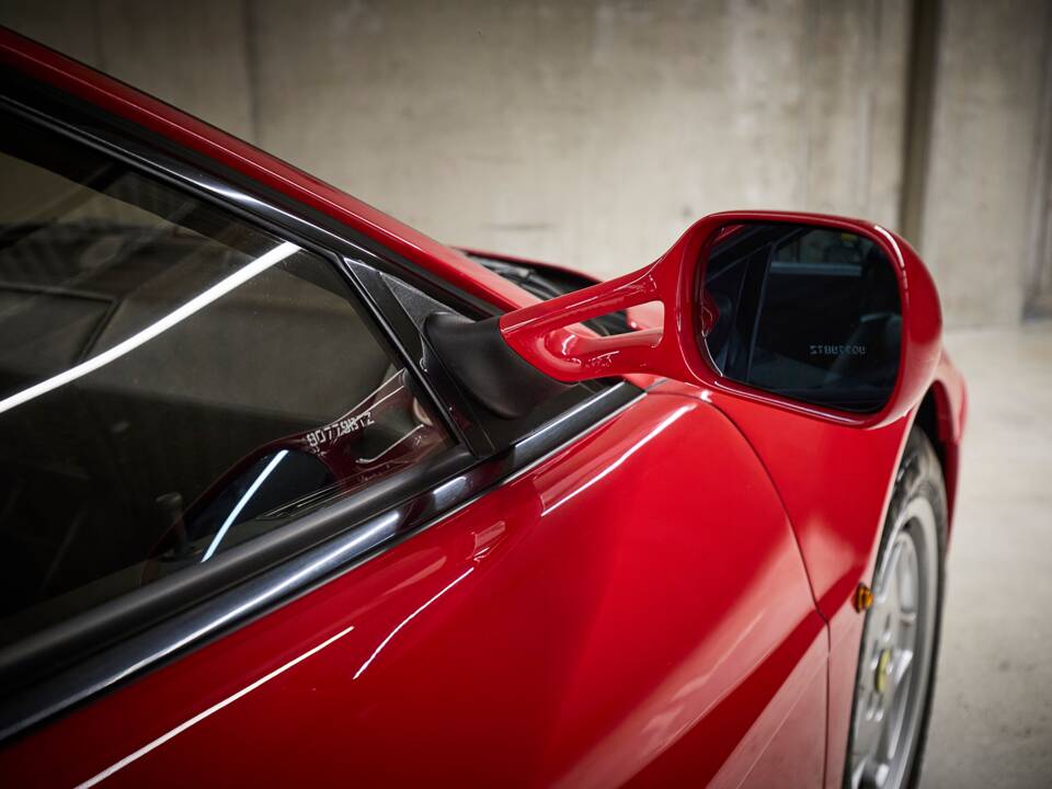 Image 38/99 of Ferrari Testarossa (1991)