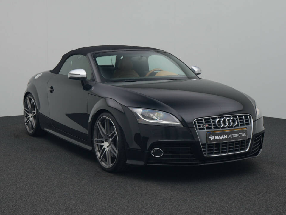 Image 2/41 de Audi TT 2.0 TFSI (2009)