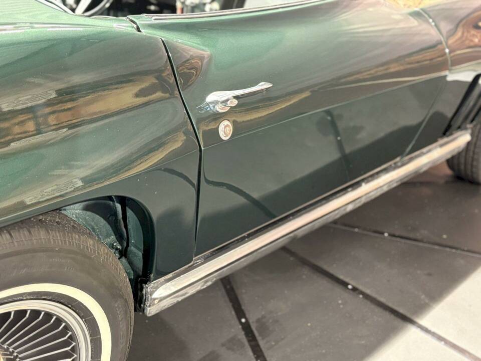 Bild 13/35 von Chevrolet Corvette Sting Ray Convertible (1965)
