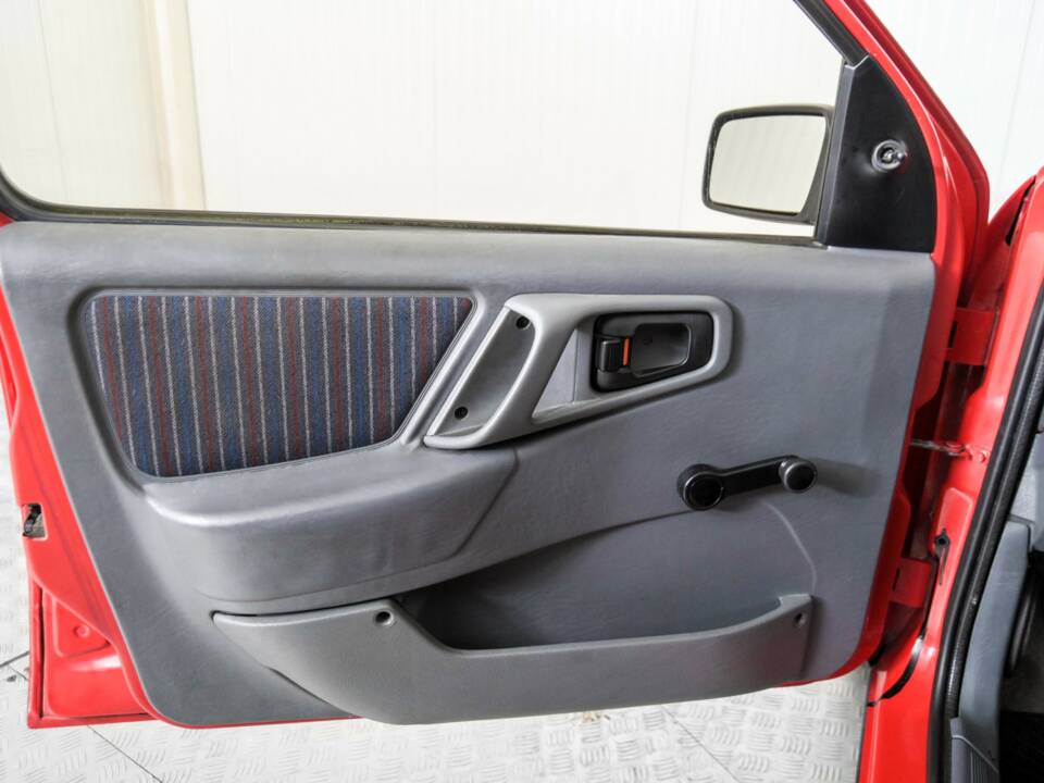 Afbeelding 33/50 van Ford Sierra 2.0 S (1987)