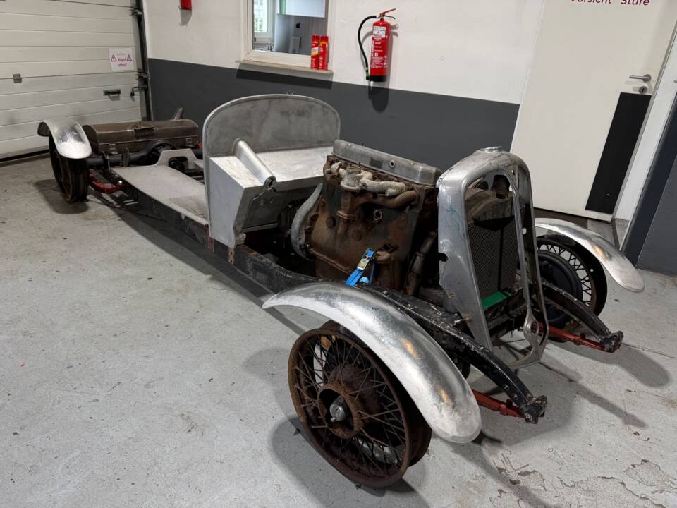 Image 1/25 of Rover 14 (1936)