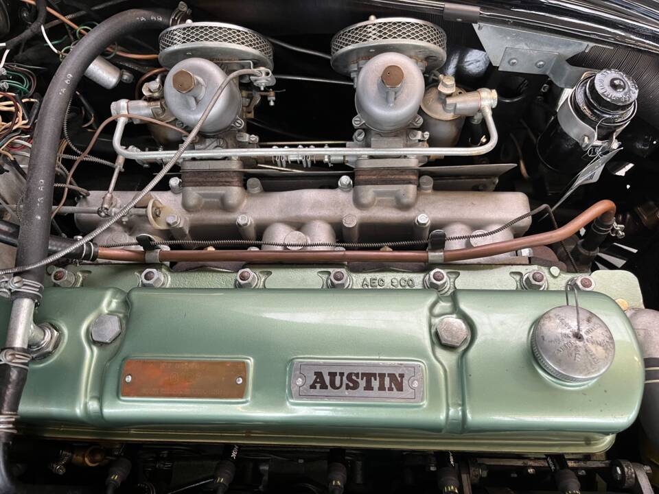 Image 9/33 of Austin-Healey 3000 Mk I (BT7) (1960)