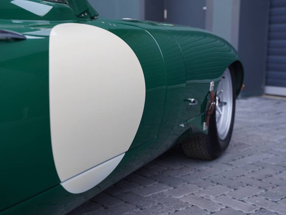 Obraz 43/50 pojazdu Jaguar E-Type "Semi-Lightweight" (1963)