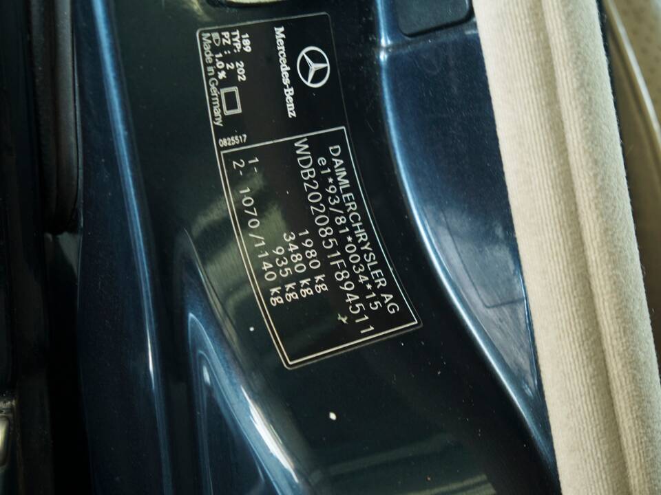 Bild 45/45 von Mercedes-Benz C 230 Kompressor T (1999)