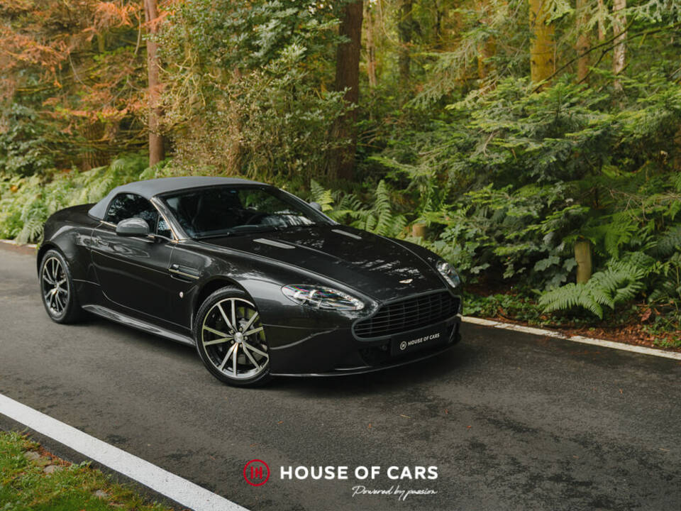 Immagine 4/47 di Aston Martin V8 Vantage S SP10 (2015)