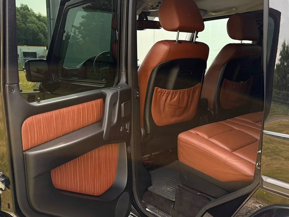 Imagen 12/35 de Mercedes-Benz G 320 CDI (2009)