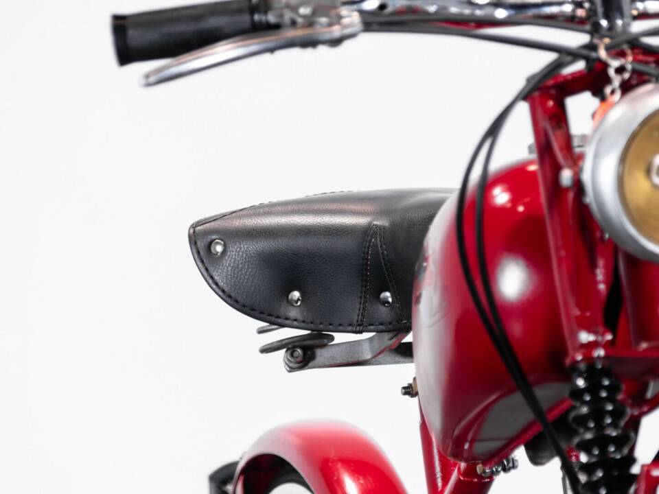 Image 35/46 of Ducati DUMMY (1954)