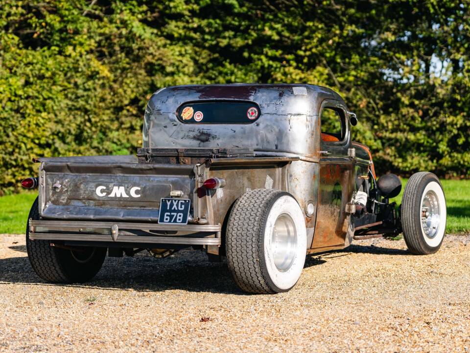 Image 3/31 of GMC Custom 1500 (1946)