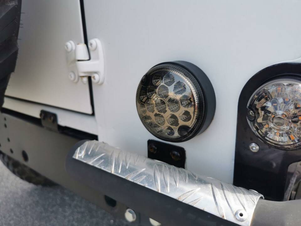 Image 45/45 of Land Rover Defender 110 Td5 (2001)