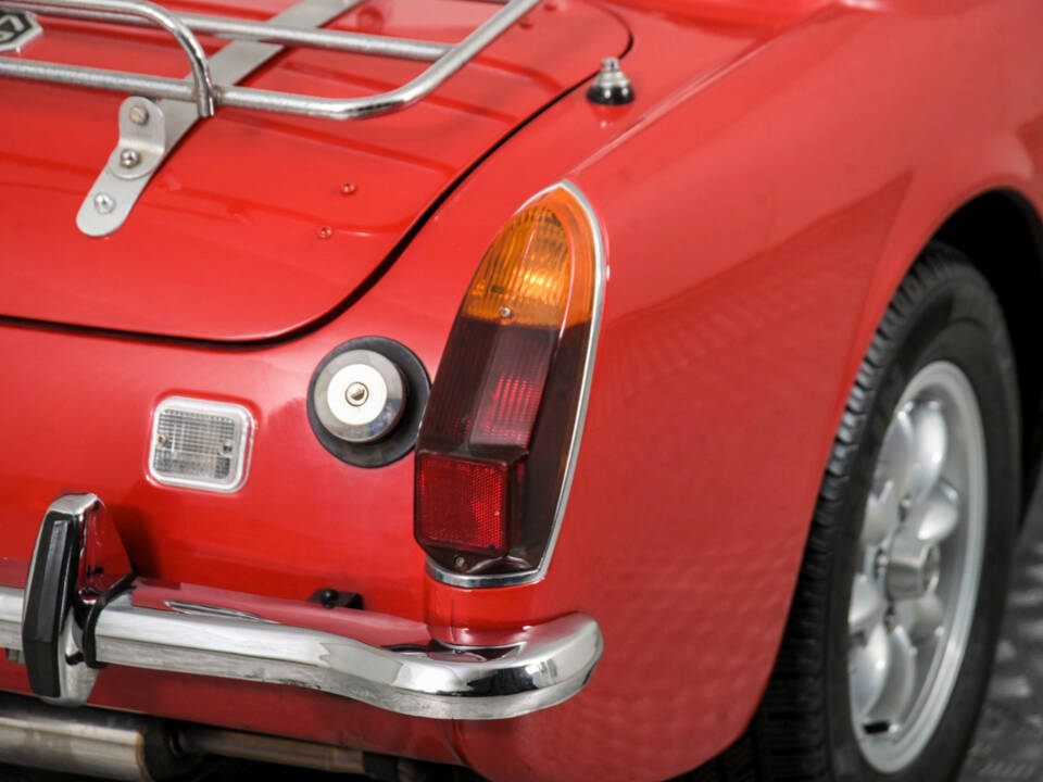 Image 28/50 de MG Midget GAN5 (1973)